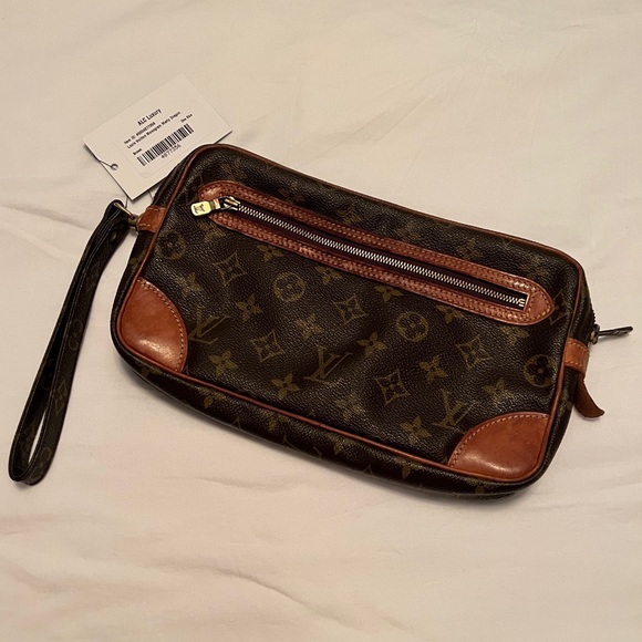 Louis Vuitton Marly Dragonne Clutch - Picture 6 of 17